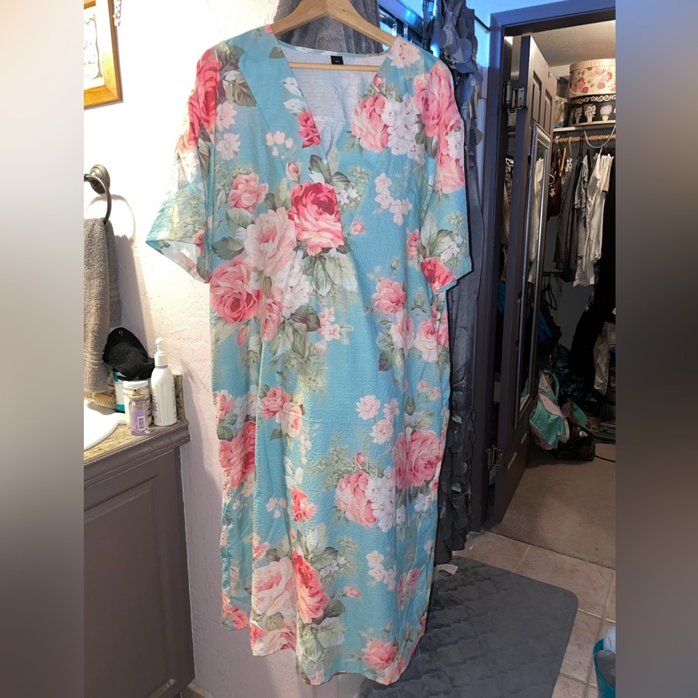 Floral V-Neck Midi Dress in Aqua and Pink